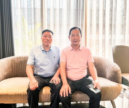 新明珠集團葉德林董事長一行赴四川成都、宜賓終端市場走訪調研
