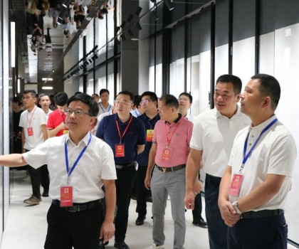 政企交流 共創(chuàng)未來 | 市、區(qū)人大政協(xié)視察團蒞臨歐神諾參觀指導
