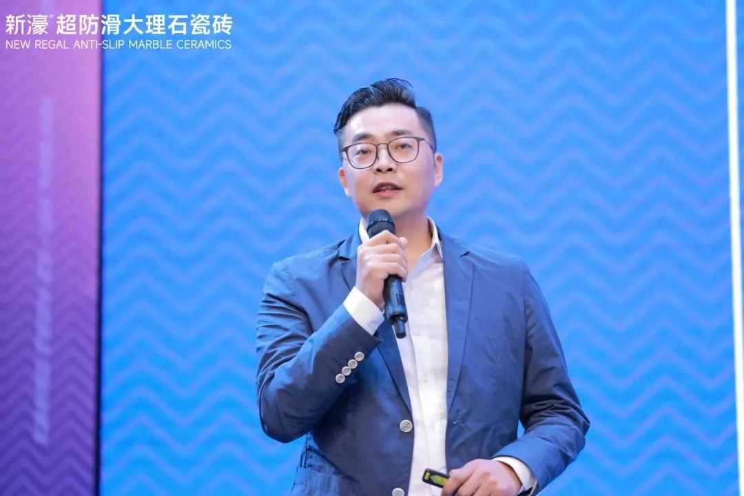 新濠品牌戰(zhàn)略升級(jí)暨二代超防滑新品發(fā)布會(huì)圓滿成功！11.jpg